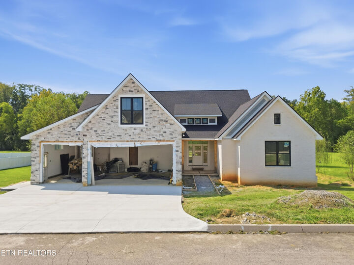 Property Photo:  630 Running Brook Drive  TN 37871 