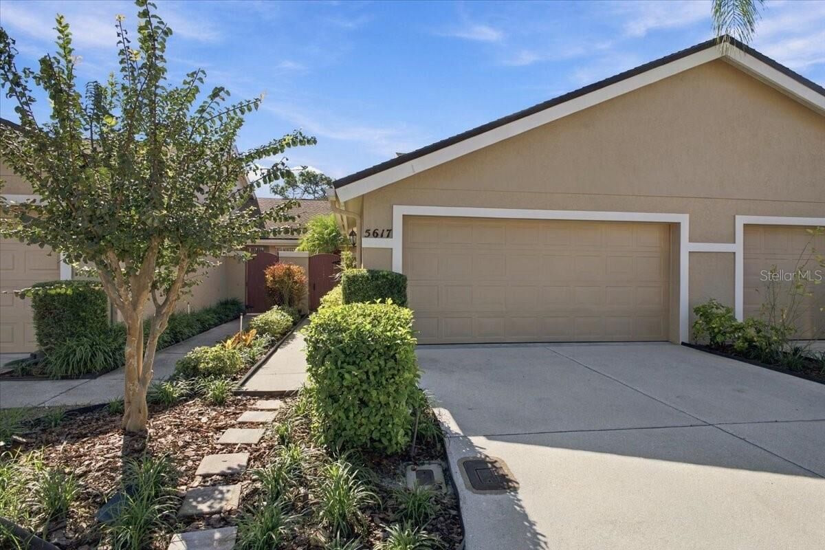 Property Photo:  5617 Monte Rosso Road  FL 34243 