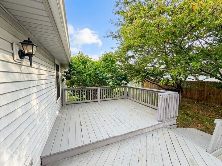 Property Photo:  1147 Cottage Circle  IN 47274 
