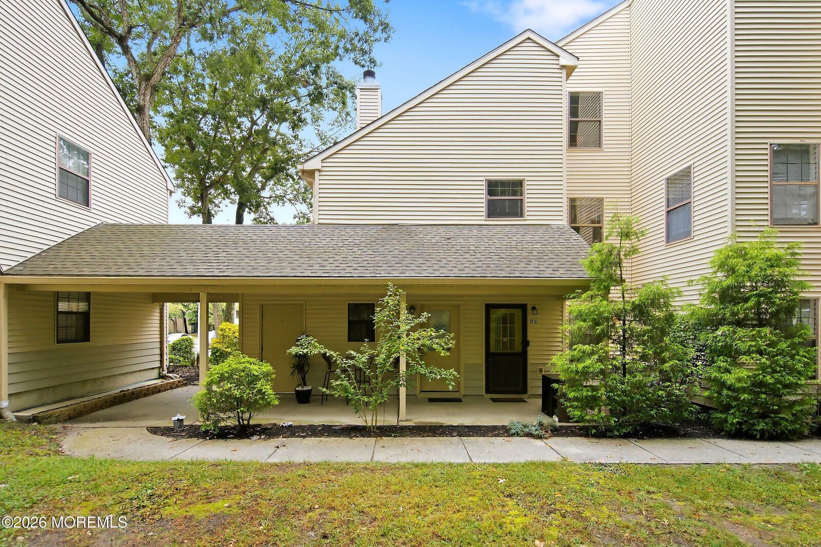 Property Photo:  172 Lilac Court  NJ 08527 