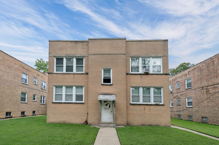 Property Photo:  6547 N California Avenue 2N  IL 60645 
