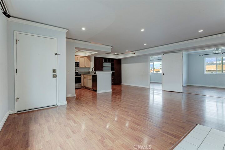 Property Photo: 10119 Pinewood Avenue 207 CA 91042