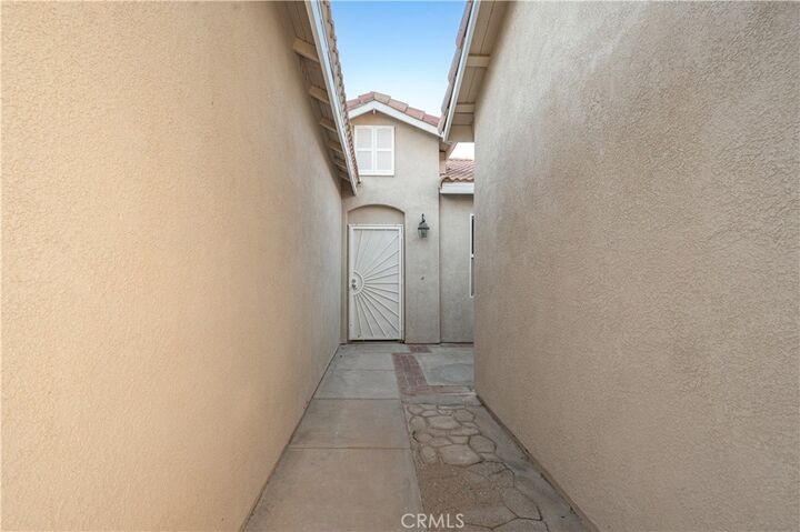 Property Photo:  2715 E Avenue J6  CA 93535 