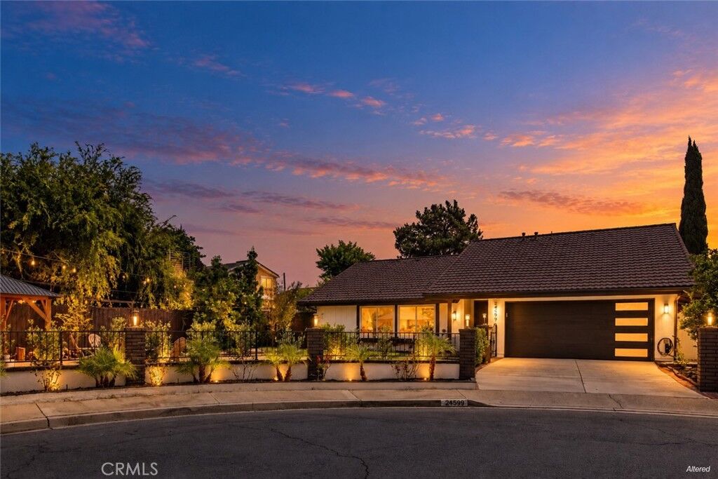 Property Photo:  24599 Alcoba Dr  CA 92691 