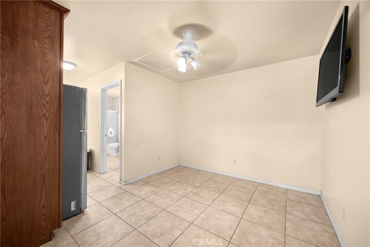 Property Photo:  2031 E Spaulding Way  CA 90804 
