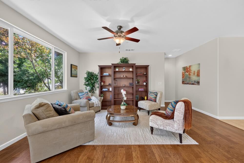 Property Photo: 9845 Brierton Court CA 95757