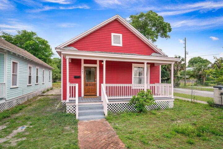 Property Photo: 1901 Redell Street FL 32206