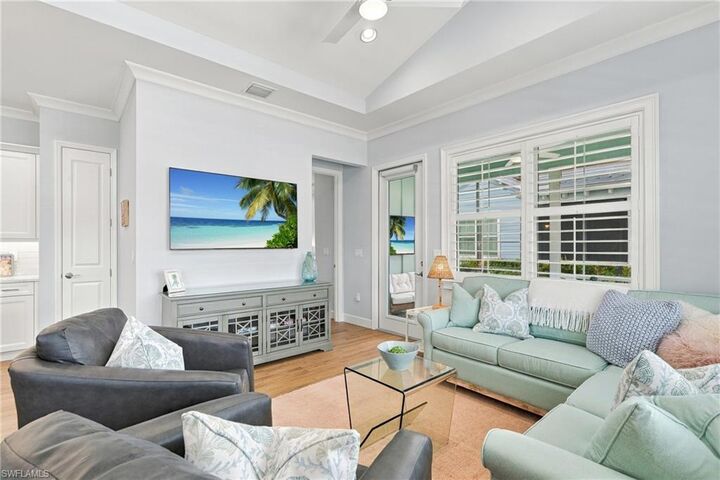 Property Photo: 7226 Saona Ct FL 34113