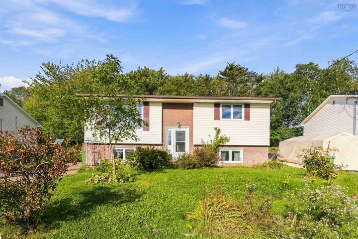 Property Photo:  429 Auburn Drive  NS B2W 5V3 