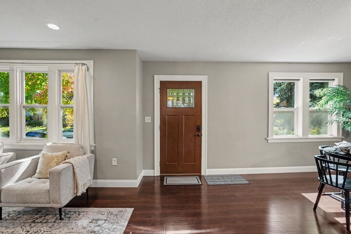 Property Photo: 2115 Palace Avenue MN 55105