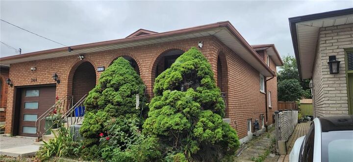 Property Photo:  244 Guildwood Drive  ON L9C 6W8 