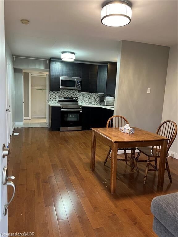 Property Photo:  179 Vine Street S  ON L2R 3Y7 