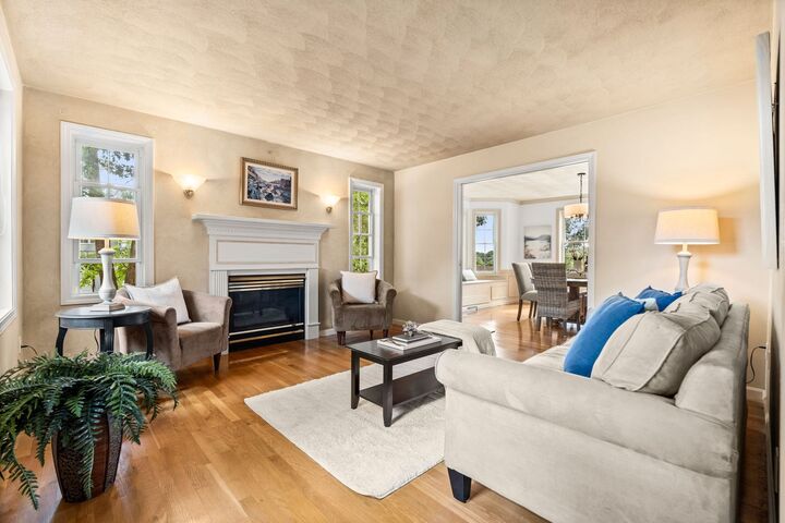 Property Photo:  8 Jack Rabbit Ln  MA 01886 