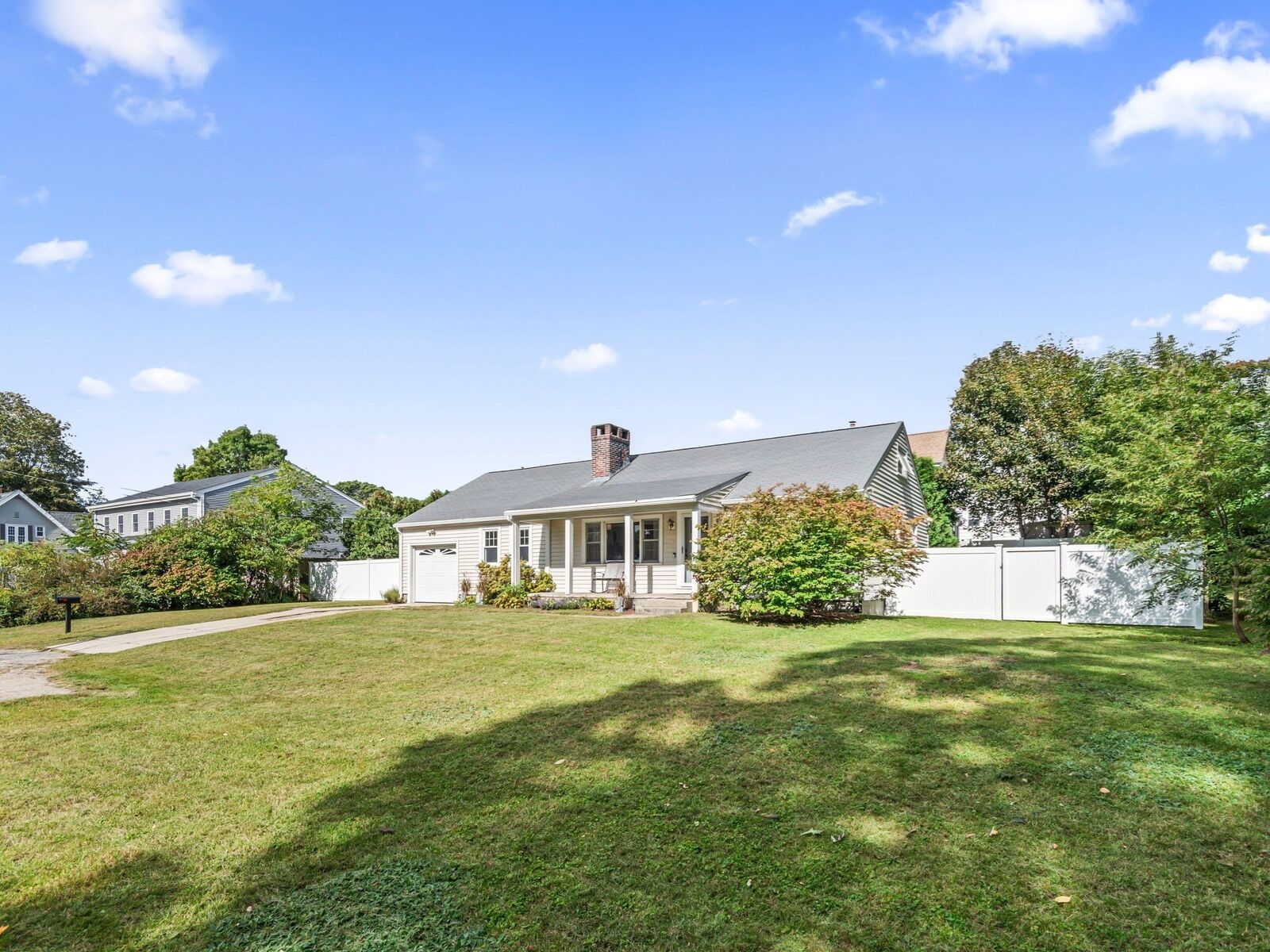 Property Photo: 5 Briggs St MA 01588