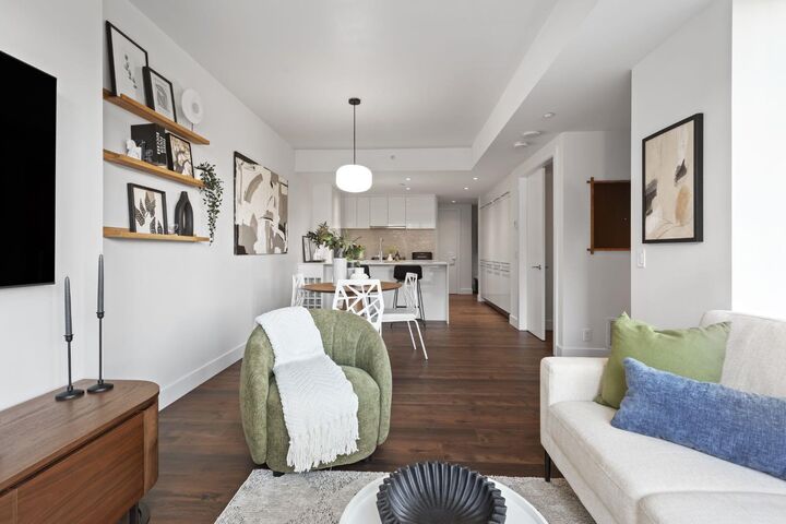 Property Photo:  1025 5 Avenue SW 109  AB T2P 1N4 