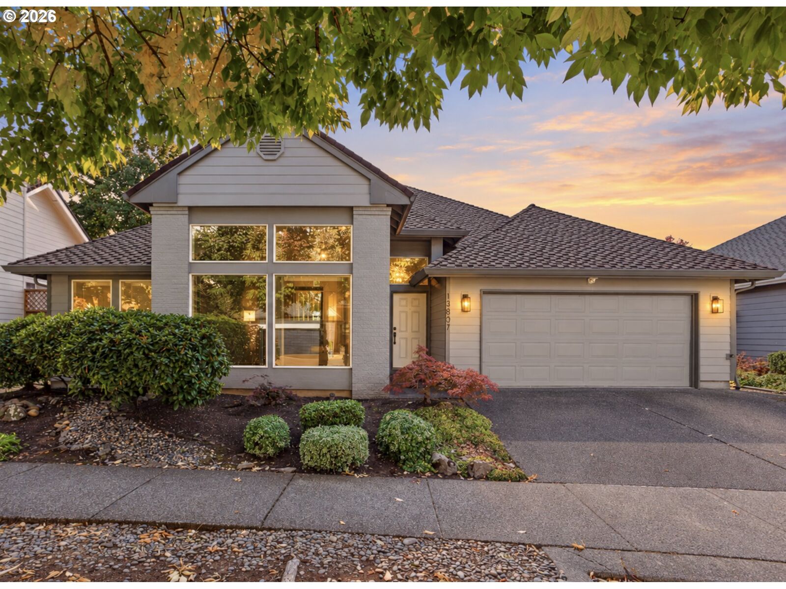 Property Photo:  13807 SE 35th St  WA 98683 