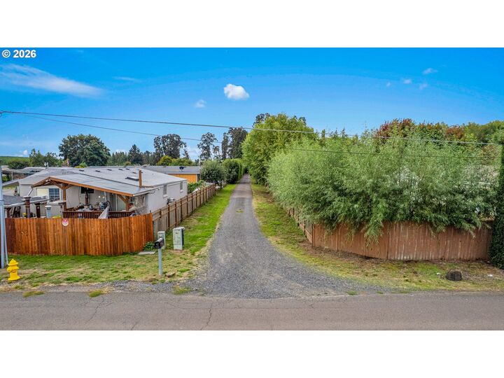 Property Photo: 11798 NE Carl Rd OR 97071