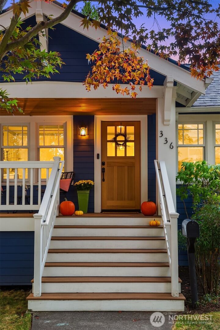Property Photo:  336 N 83rd Street  WA 98103 