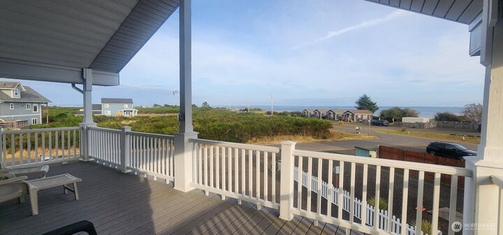 Property Photo: 320 Marina Court WA 98569