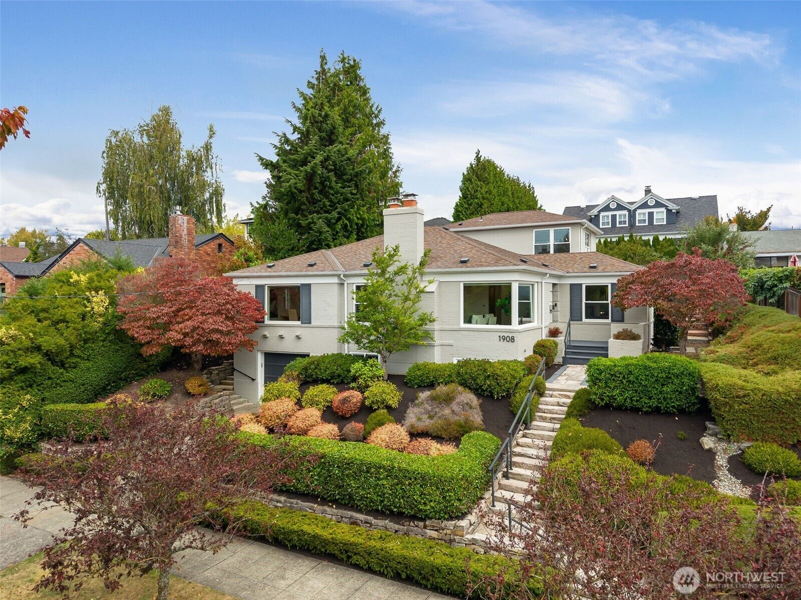 Property Photo: 1908 29th Avenue W WA 98199