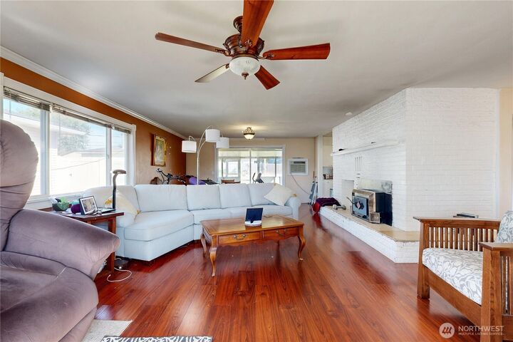 Property Photo:  125  Scenic View Drive  WA 99324 
