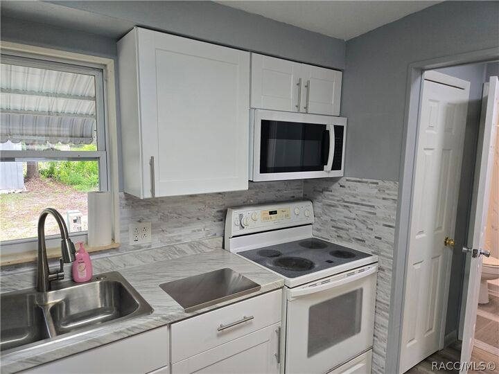 Property Photo: 5149 S Manatee Terrace FL 34446
