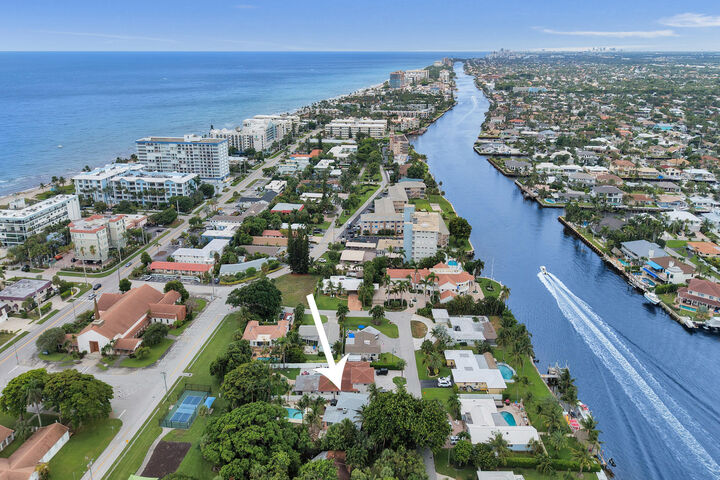 Property Photo: 460 SE 18th Avenue FL 33441
