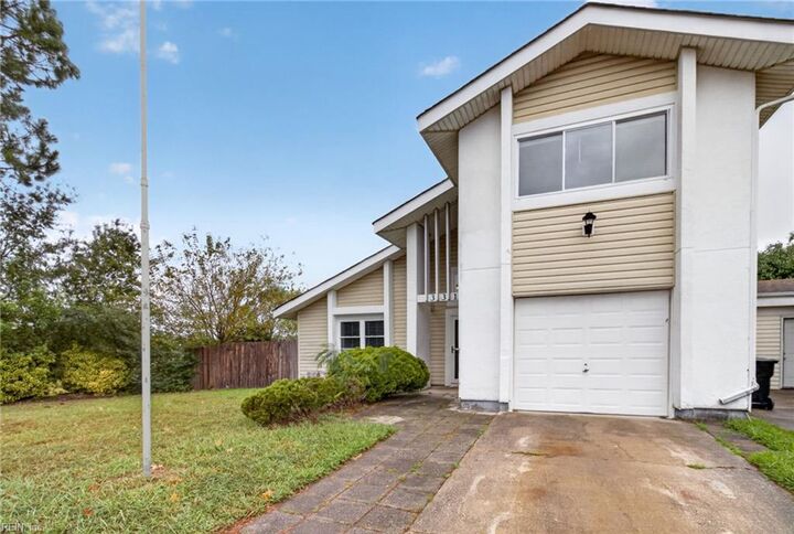 Property Photo: 3316 Turtle Rock Dr VA 23452