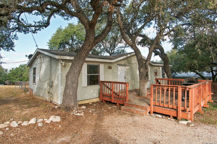 Property Photo:  1247 Skylark Dr  TX 78133 