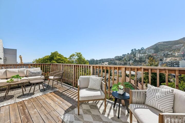 Property Photo:  45 Deming Street  CA 94114 