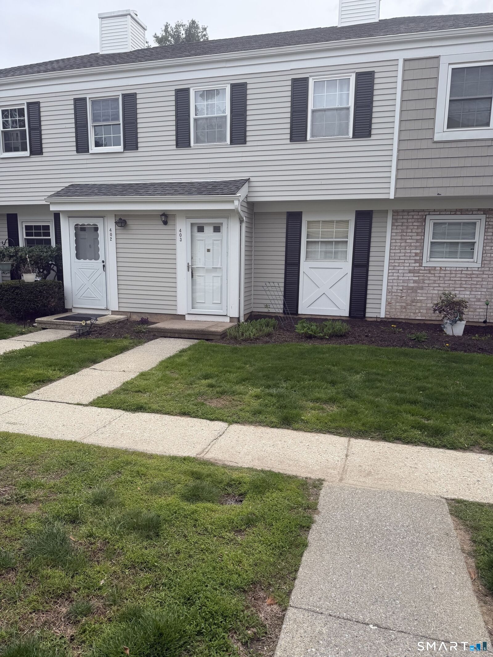 Property Photo:  93 Park Avenue 403  CT 06810 