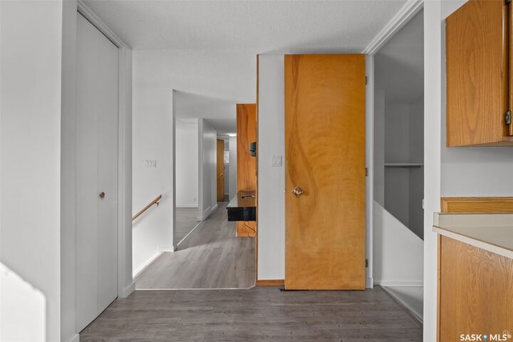Property Photo:  690 Eastwood Street  SK S6V 2T5 