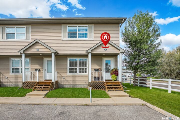 Property Photo:  300 Maccormack Road 8  SK S0K 2T0 