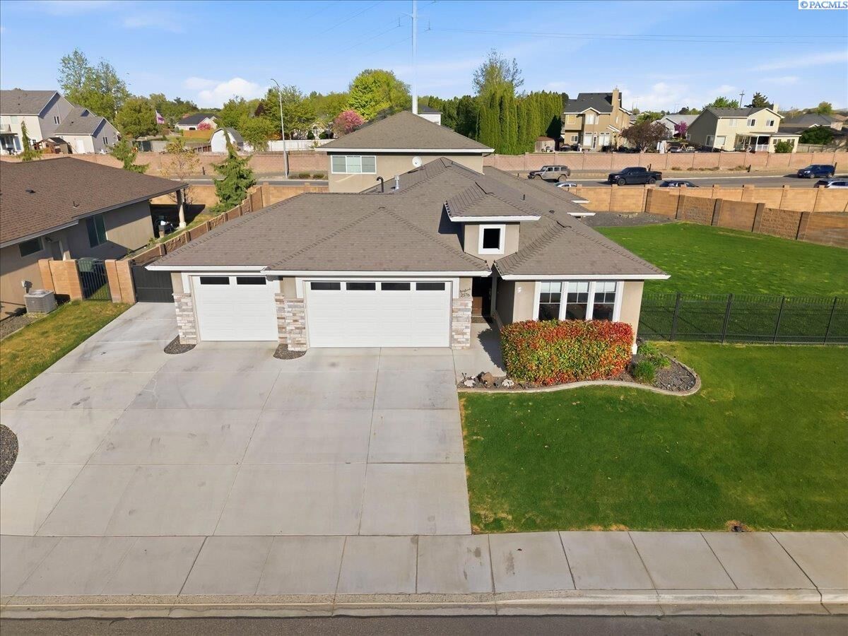 Property Photo: 2576 Tiger Lane WA 99352