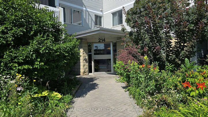 Property Photo:  214 Viewmount Drive 101  ON K2E 7X3 