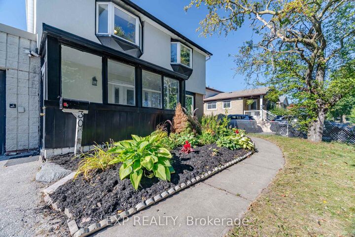 Property Photo:  30 Herkley Drive  ON L6V 2E8 