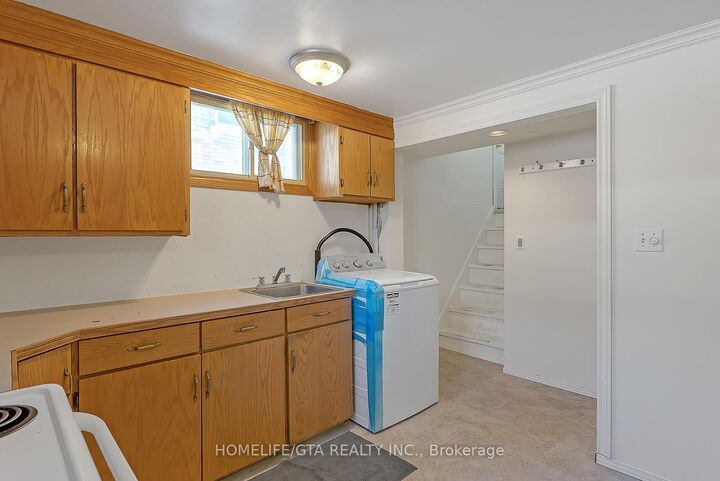Property Photo:  278 Malaga Road Basement  ON L1J 1N7 