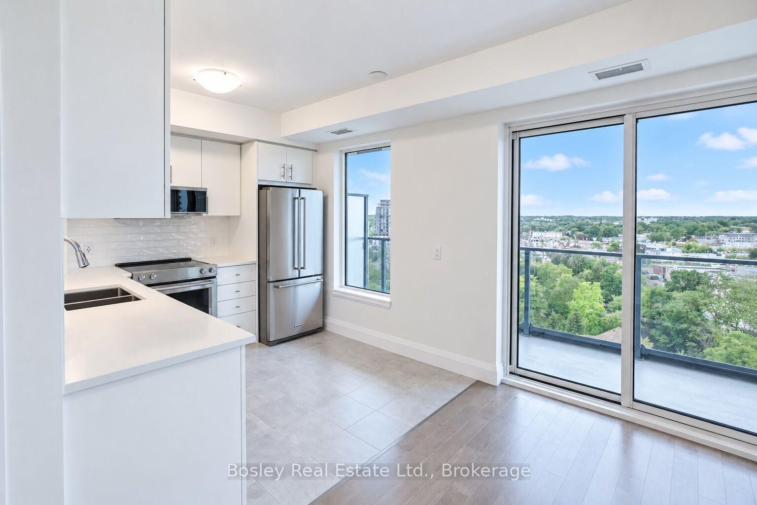 Property Photo:  93 Arthur Street S 1105  ON N1E 0T3 