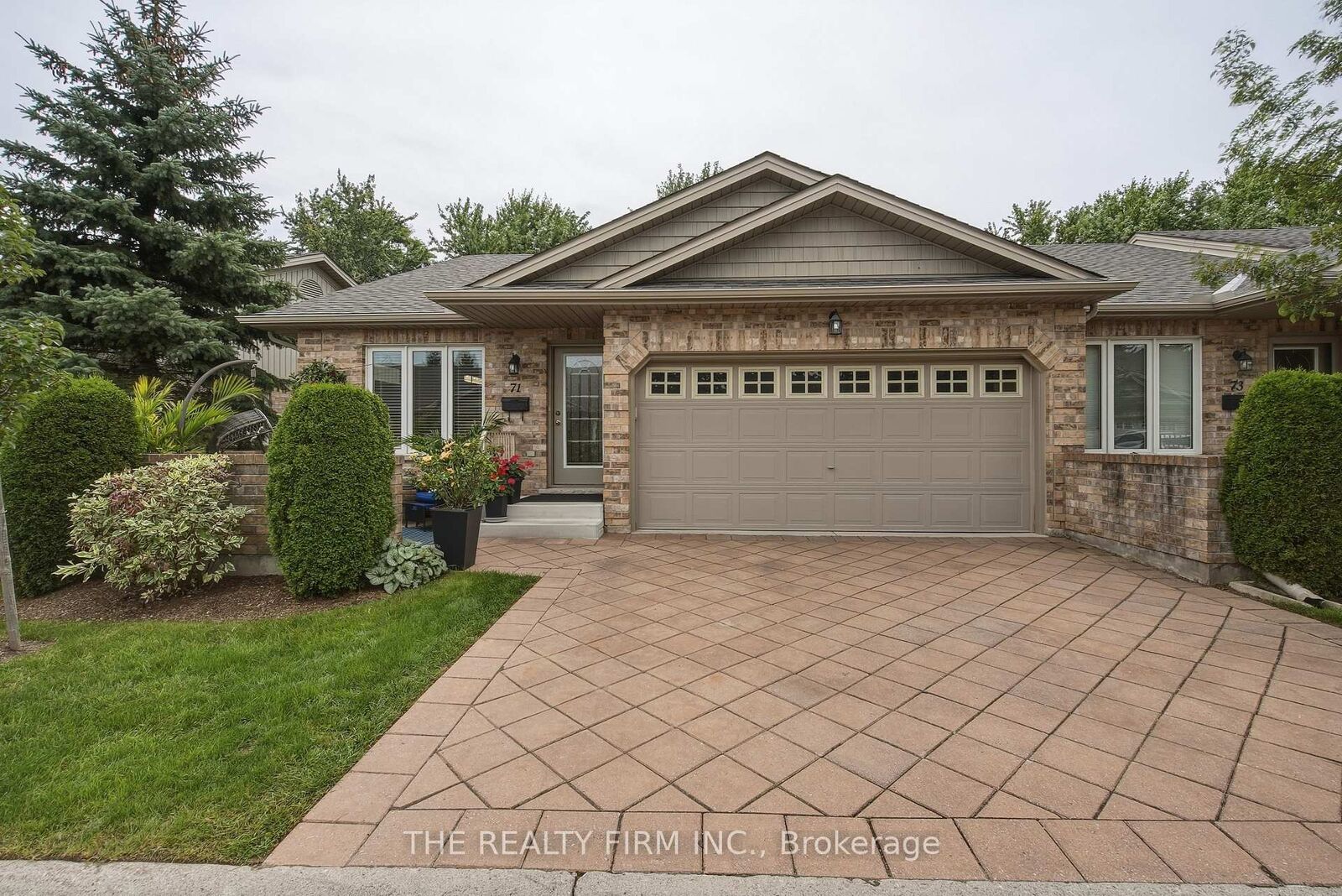 Property Photo: 869 Whetherfield Street 71 ON N6H 0A2