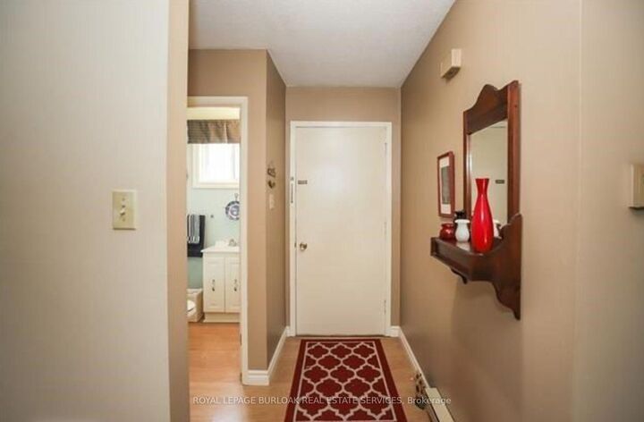 Property Photo:  125 Livingston Avenue 4  ON L3M 4S5 
