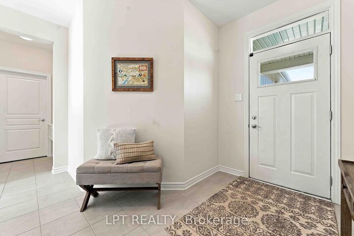 Property Photo:  610 Cope Drive  ON K2V 0E8 