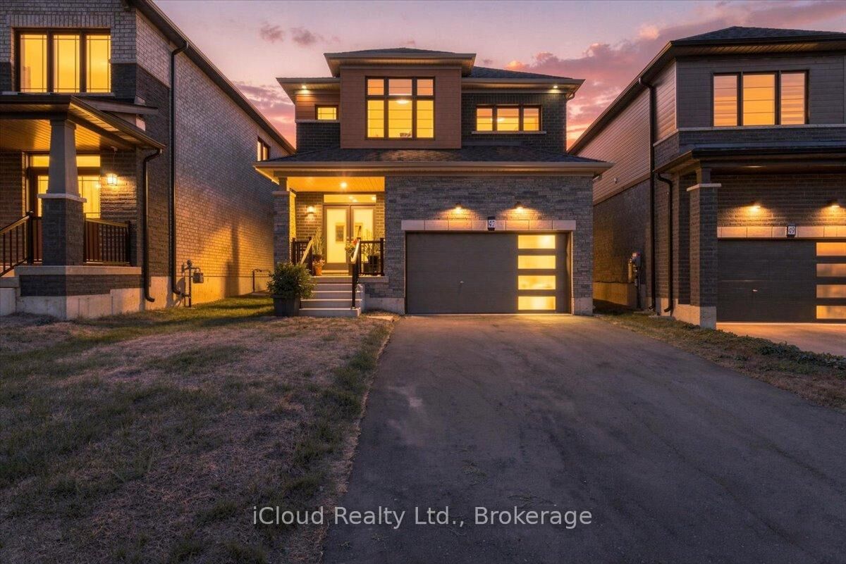 Property Photo: 47 Wintergreen Crescent ON N3W 0H8