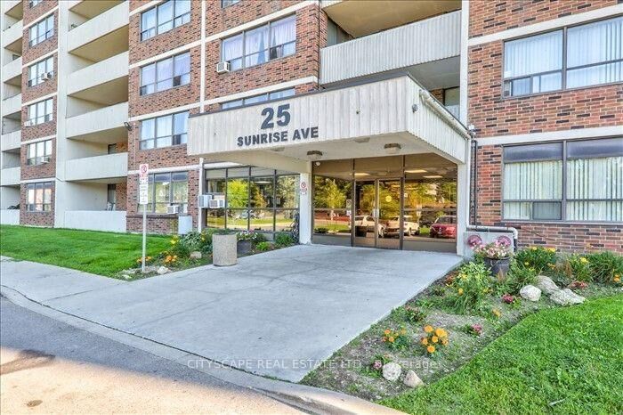 Property Photo:  25 Sunrise Avenue #914  ON M4A 2S2 