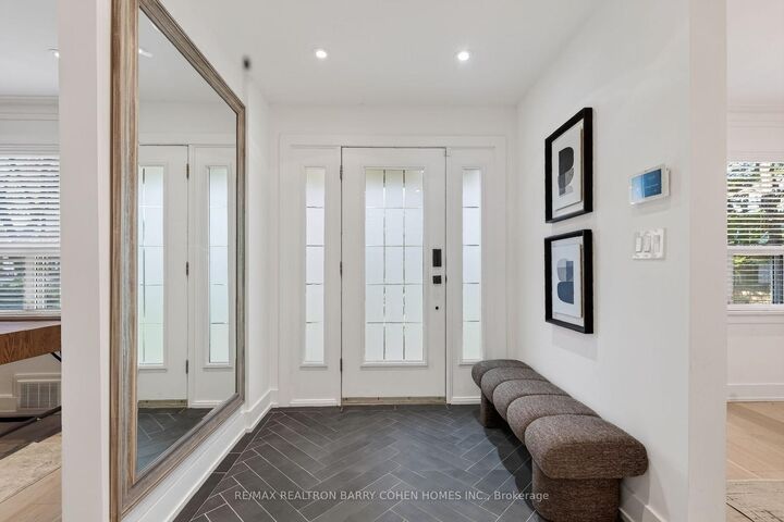Property Photo: 39 Romney Road ON M3H 1H4