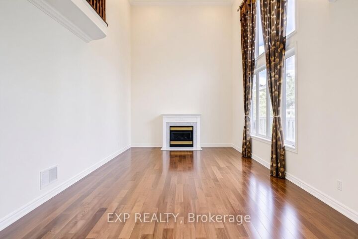 Property Photo:  17 Country Ridge Drive  ON L6E 1C4 