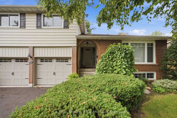 Property Photo:  946 Beaufort Court  ON L1G 7J8 