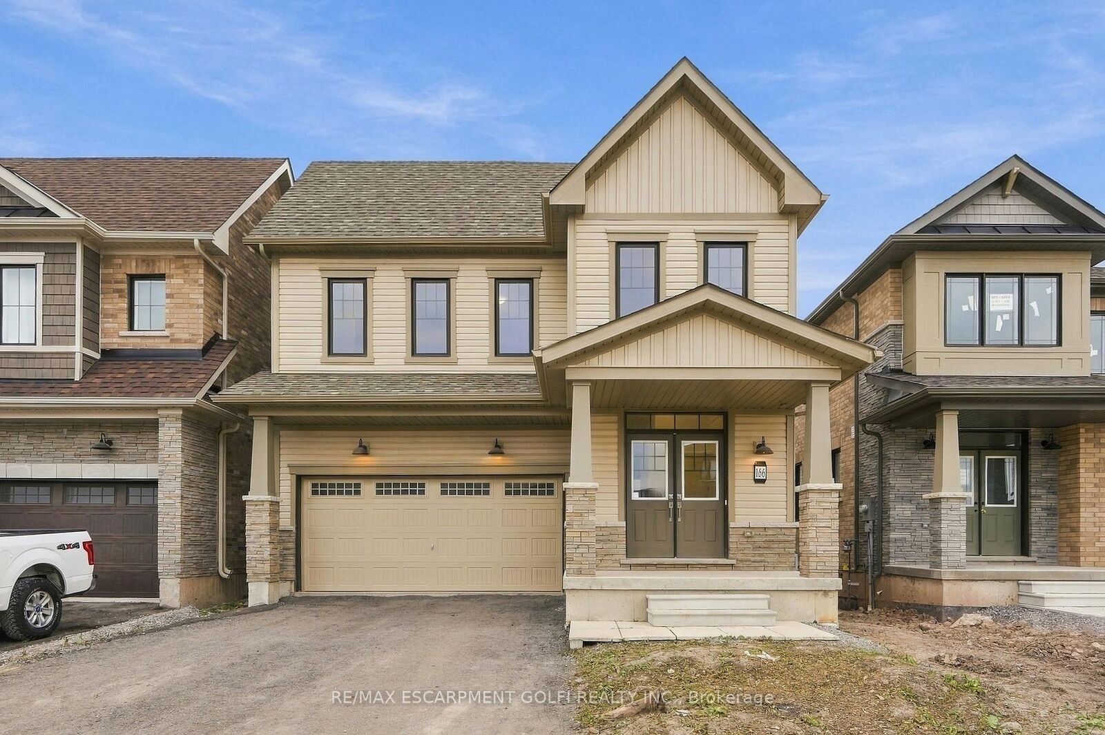 Property Photo: 166 Aviron Crescent ON L3B 0M5