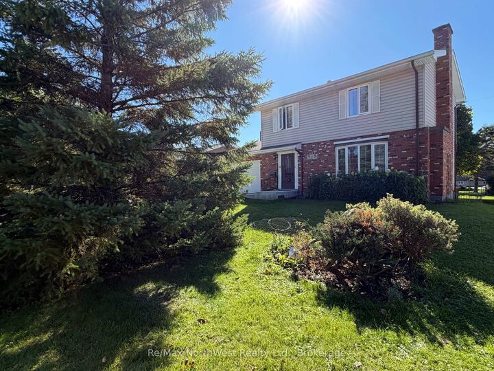 Property Photo: 913 Banta Boulevard ON P9A 3N7