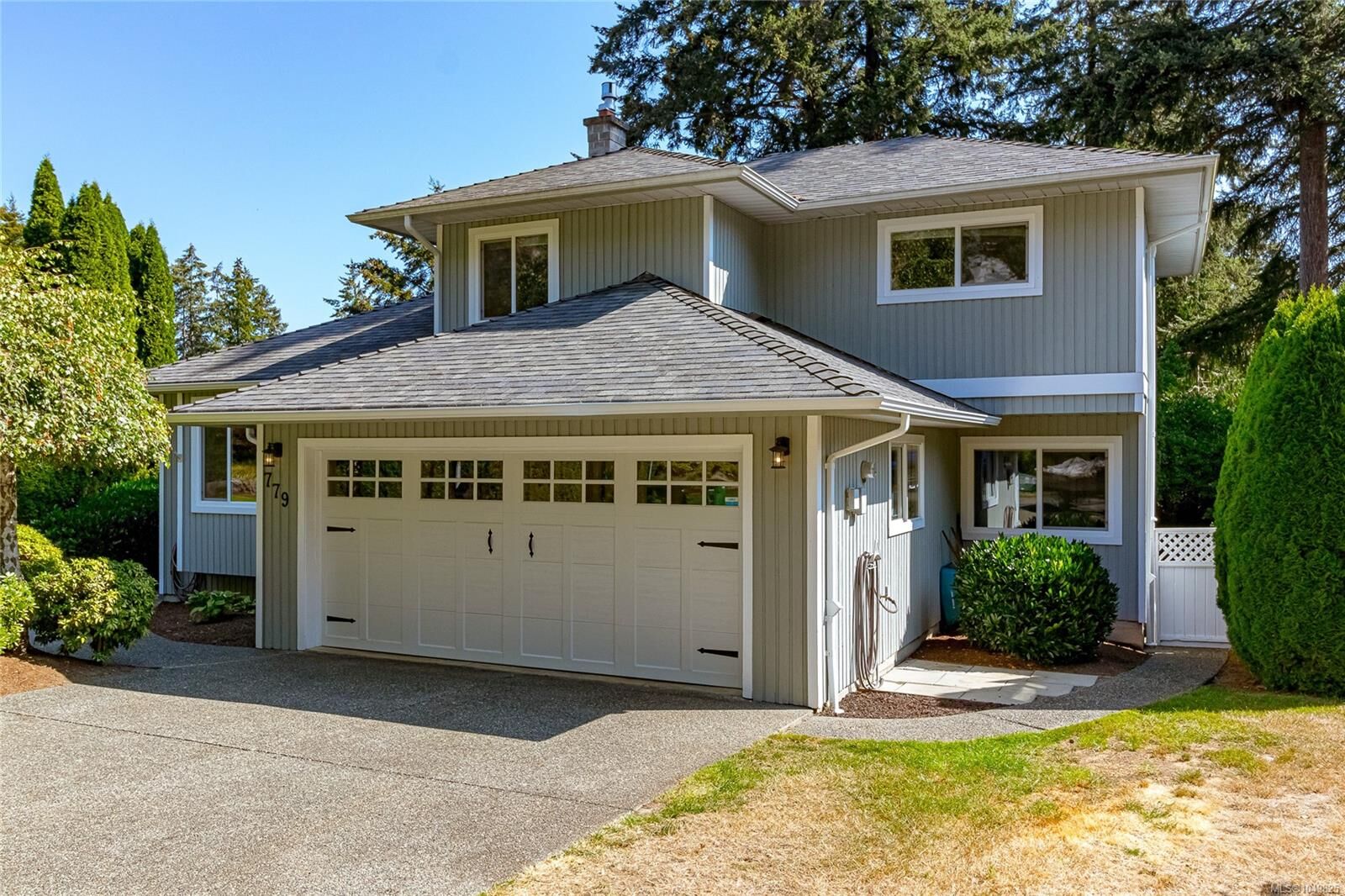Property Photo:  779 Menawood Pl  BC V8Y 2Z7 