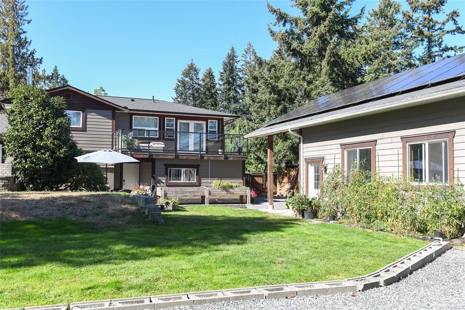 Property Photo:  1530 Grayling Dr  BC V9M 3Z7 